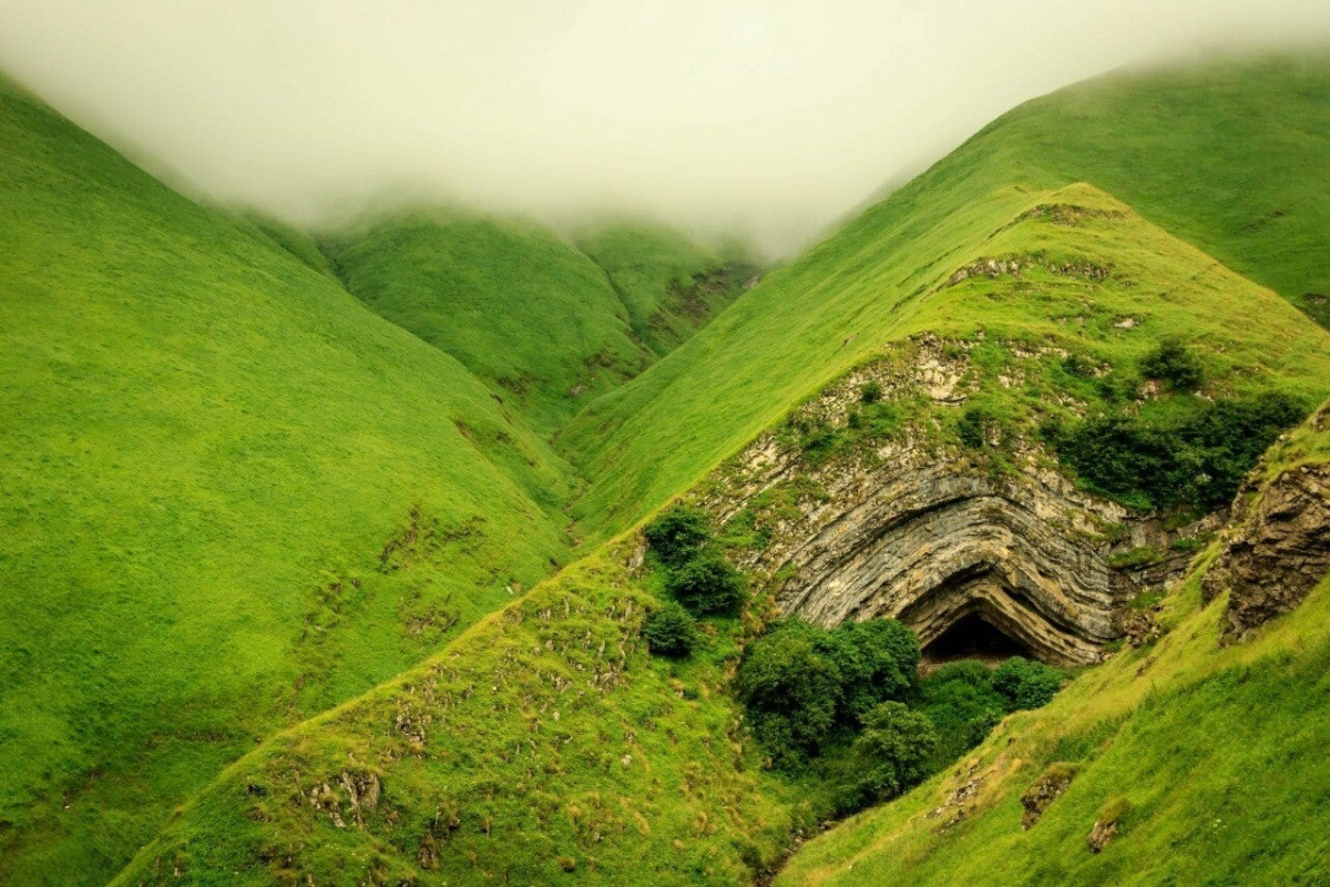 Cueva de Arpea y Valle de Aézkoa (Navarra)