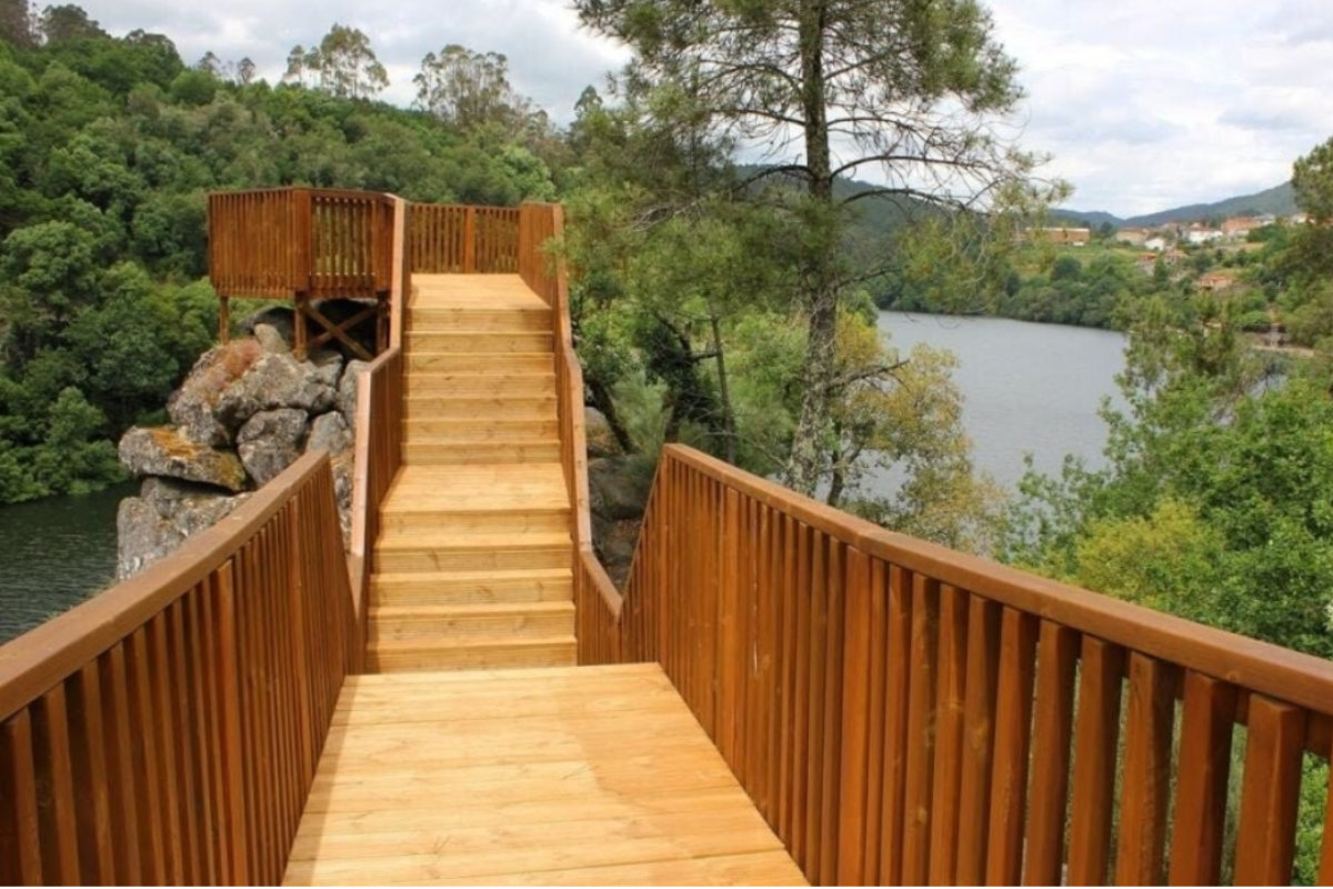  Isla de Cortegada es un enclave natural único en la Ría de Arousa