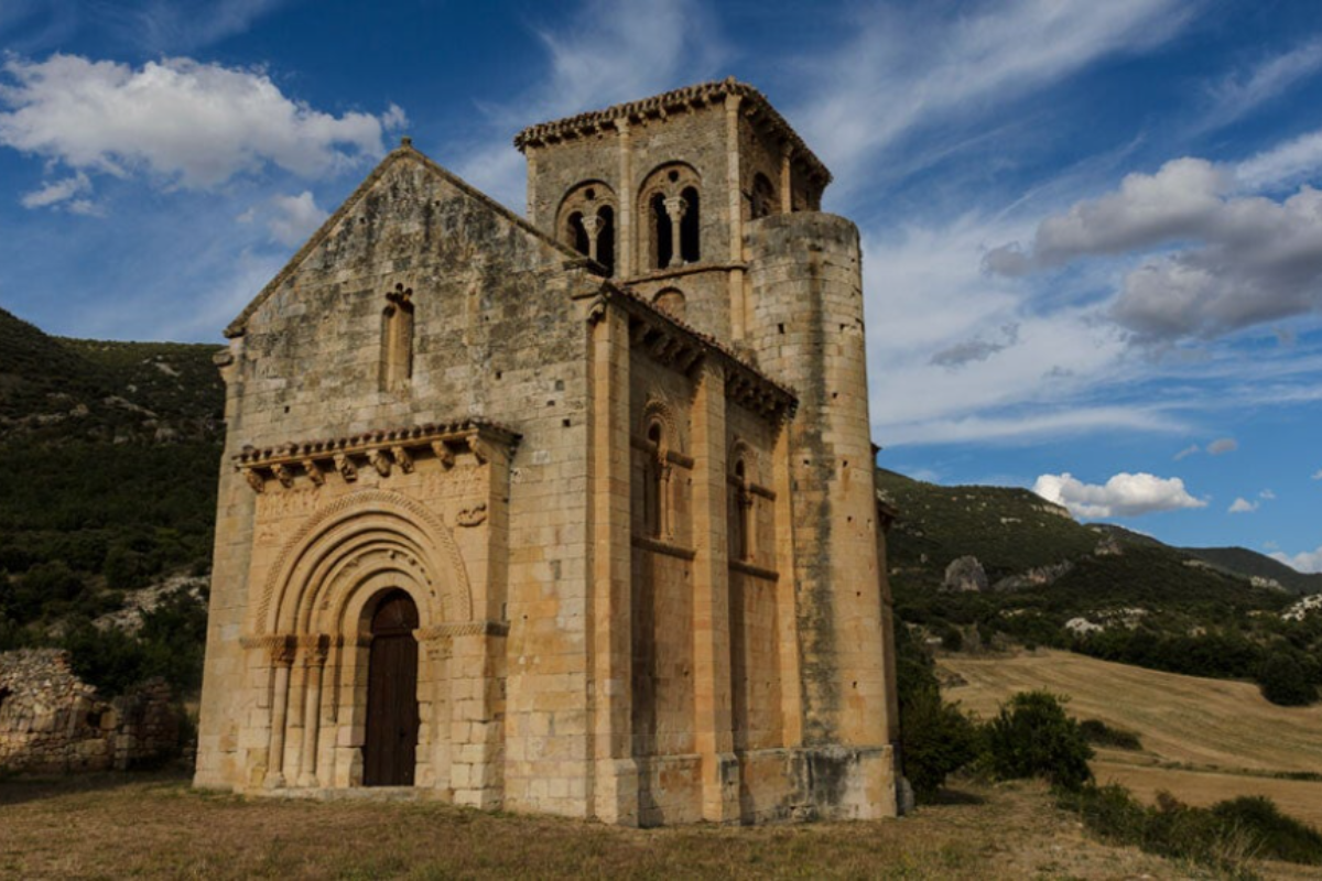 Iglesia de San Pedro de Tejada: joya del románico en el Valle de Valdivielso