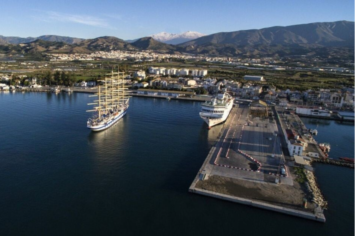 Motril: capital costera, historia y playas amplias