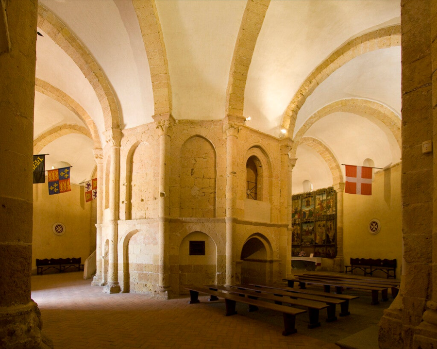 Interior Ermita de la Vera Cruz – Segovia