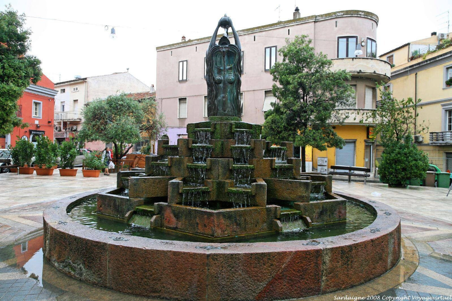Piazza Regina Margherita: corazón elegante de Olbia