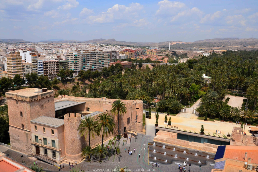 Palacio de Altamira y el MAHE (Museo Arqueológico y de Historia de Elche)
