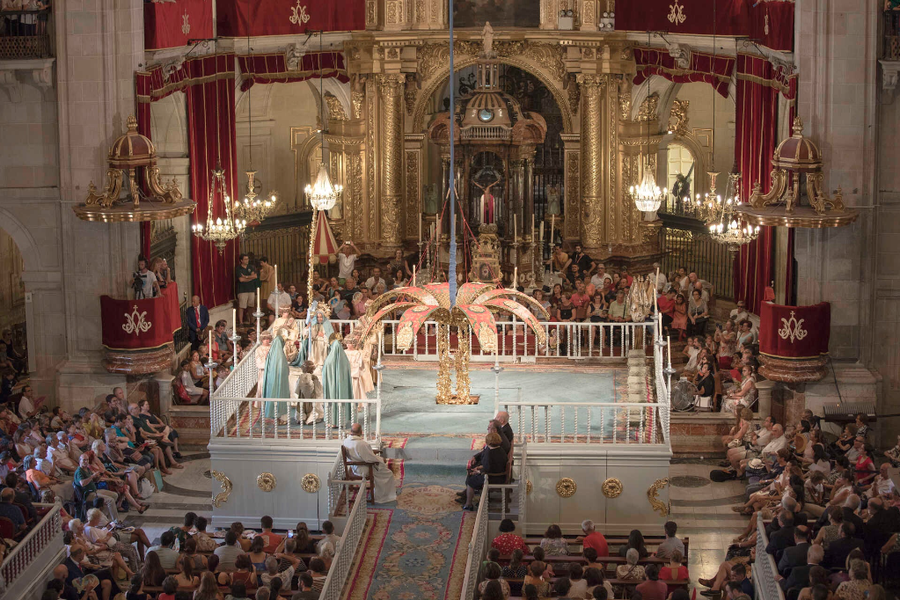 Misteri Festa d’Elx: Representación basilica