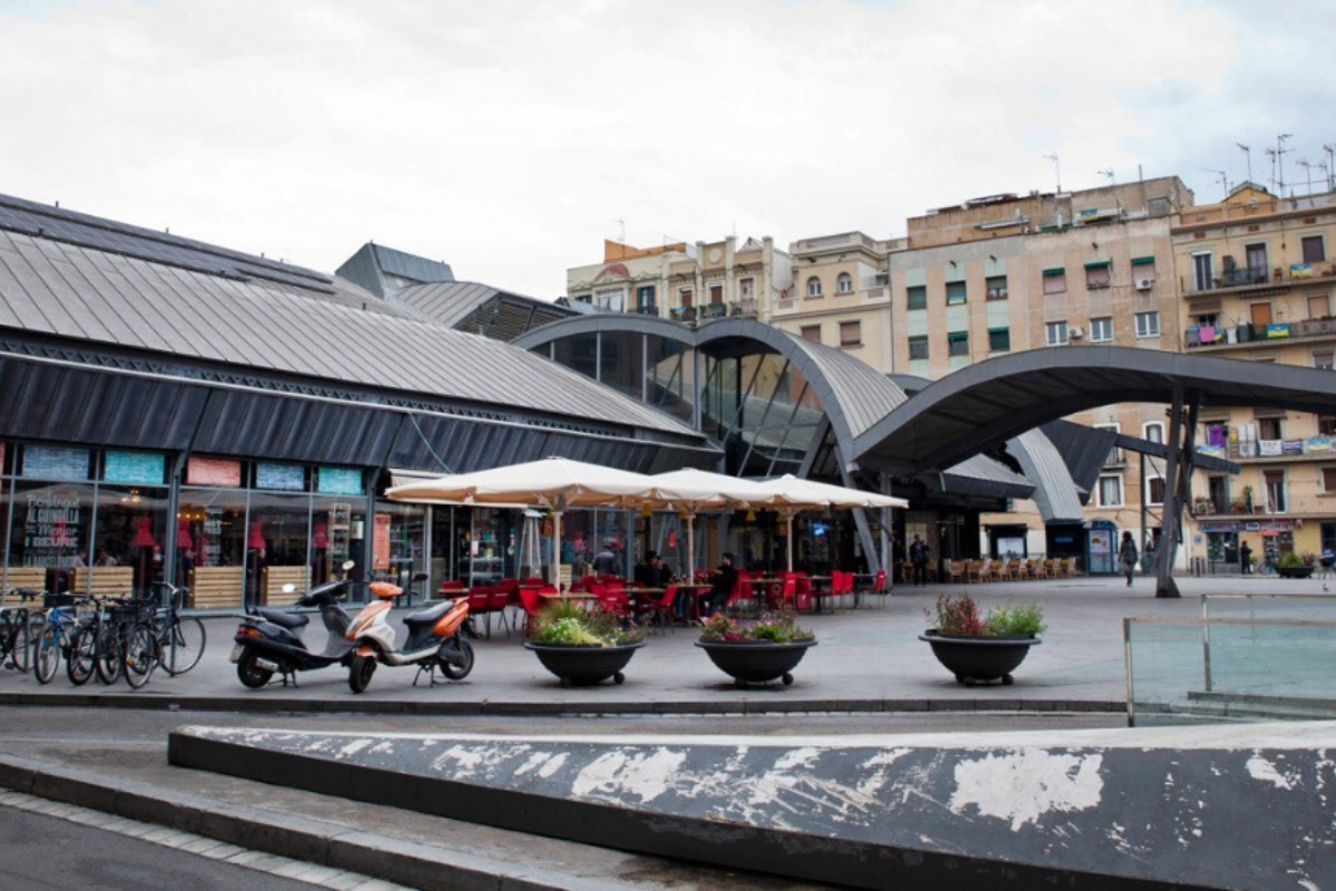 Exterior del Mercado de la Barceloneta
