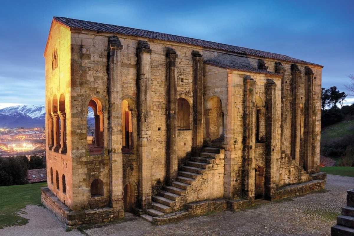 Santa María del Naranco