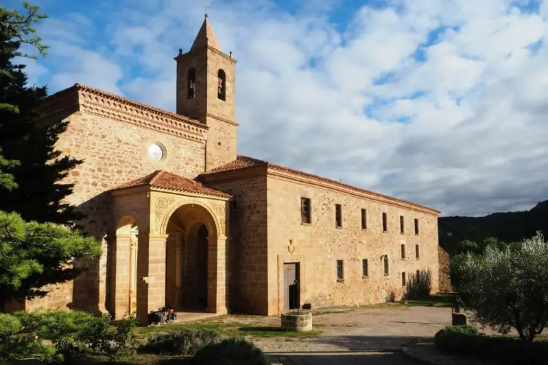Monasterio El Olivar ***