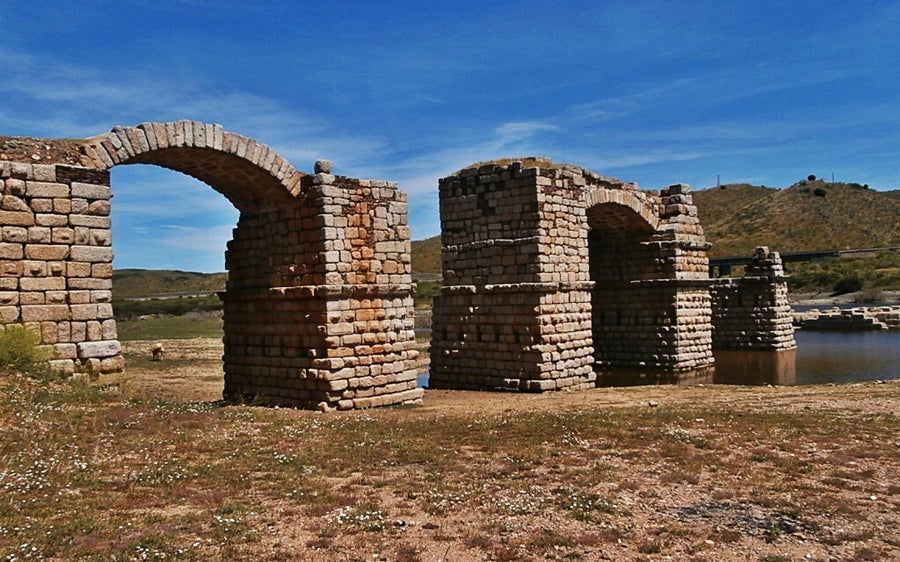 ruinas Puente Romano de Alconétar