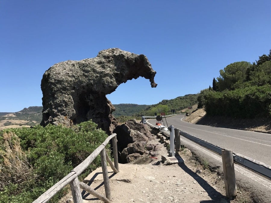 La Roca del Elefante: un capricho de la naturaleza en Cerdeña