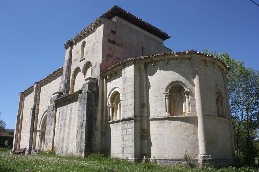 Santa María de Siones: templo icónico del románico burgalés