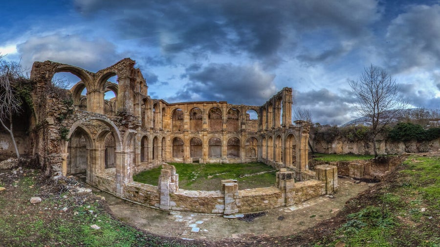 Monasterio de Santa María de Rioseco: La ruina que renació en el Valle de Manzanedo