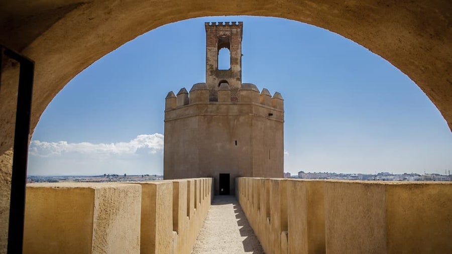 Torre de Espantaperros: la vigía que espanta más que perros