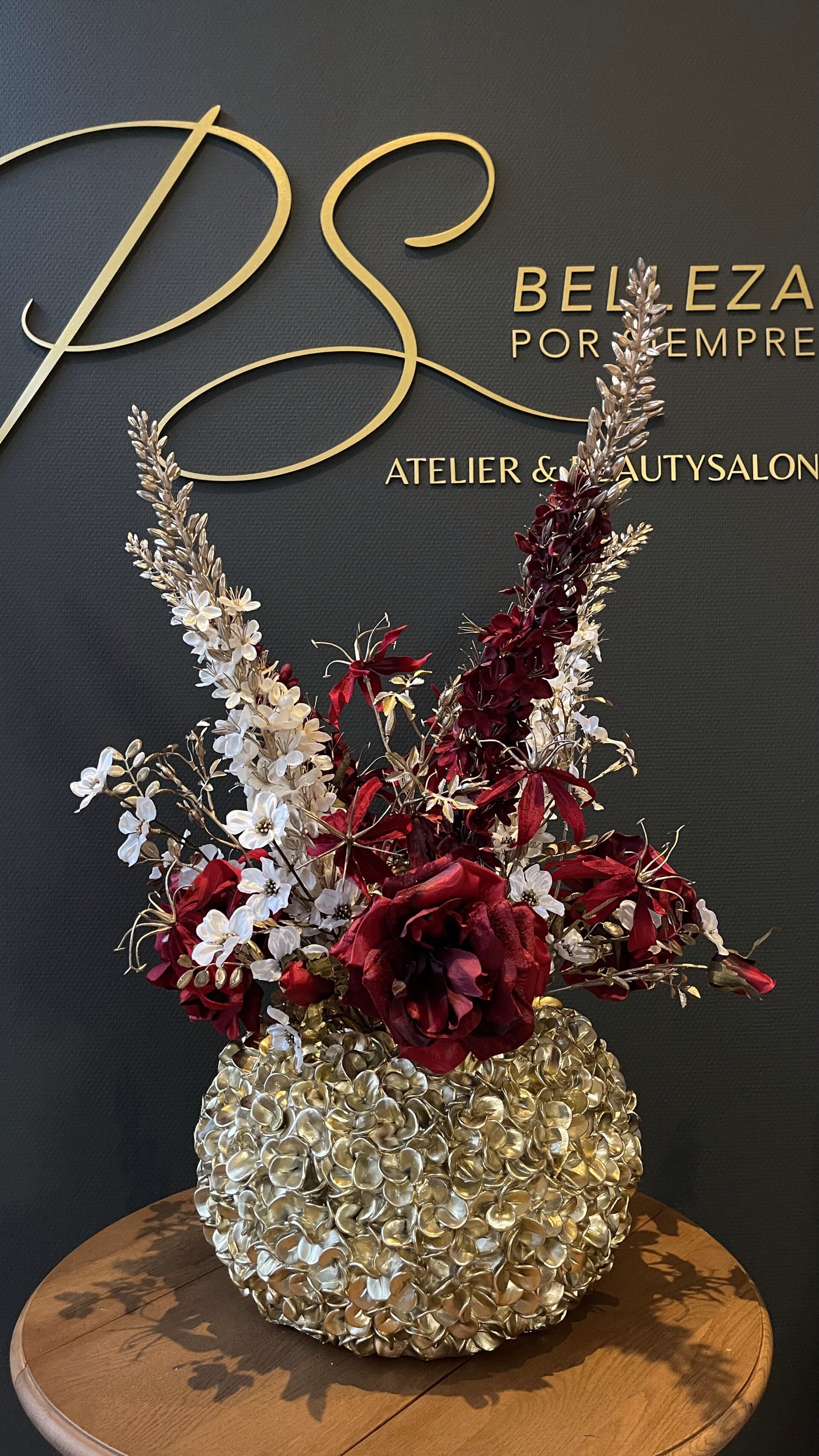 Phylia vaas goud rond M