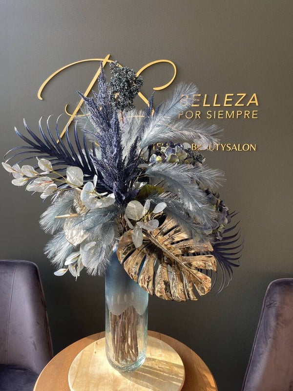 Midnight Blue Boeket