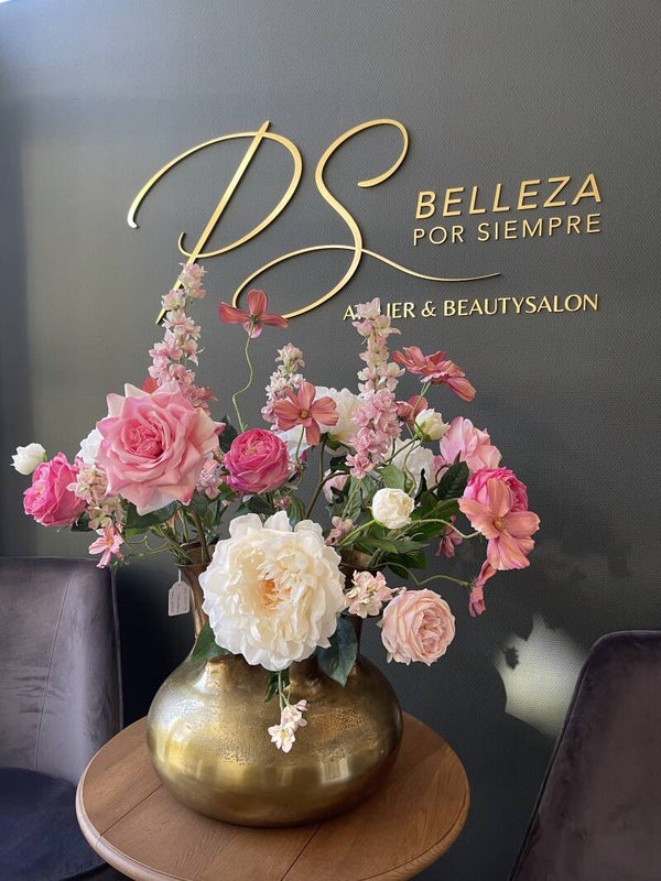 7 tuit vaas met pink roses