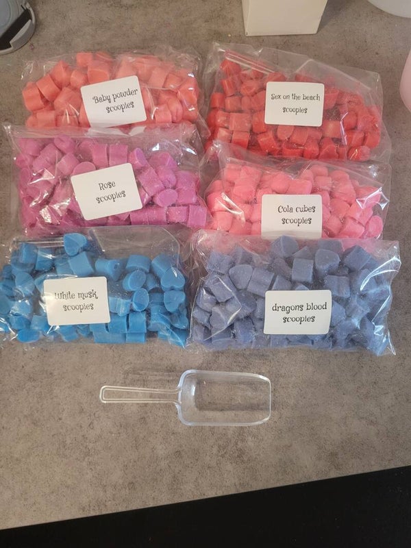 Scented scoopies