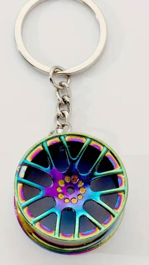 Oil stain rim key chain