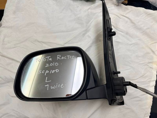 87940-52A20 TOYOTA RACTIS SCP100 / NCP100 LH Genuine Door Mirror 7 Wire (MURAKAMI 8392)
