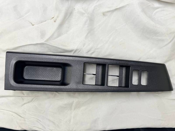 74231-52630-C0 Car Front Armrest Upper Panel RF