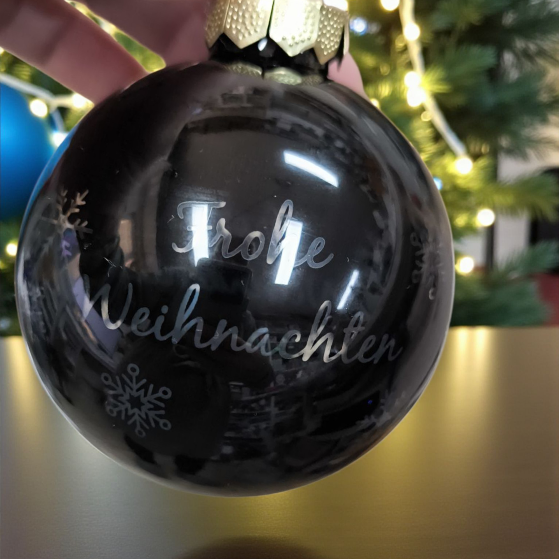 Echtglas Weihnachtskugel nach Wunsch belasert