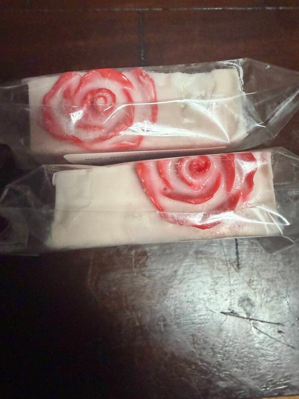 Rose, Jasmine & gardenia body soap