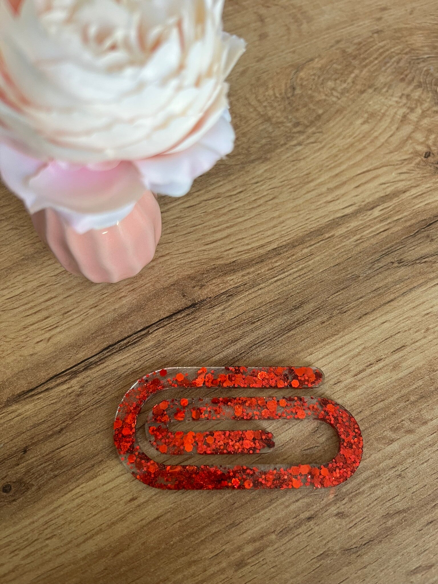 Marque page rouge paillettes