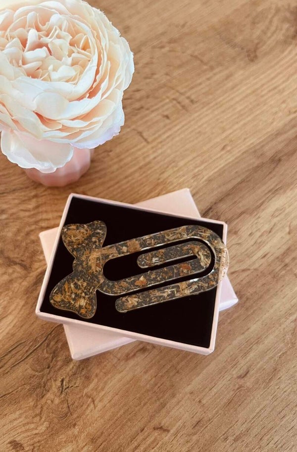 Marque page nœud en bois