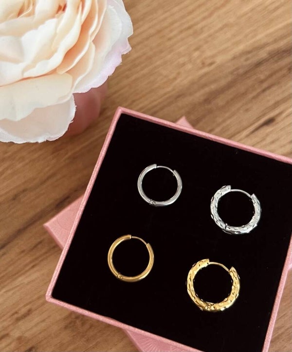 Créoles 16 mm argentée ou dorée (mini pampilles)