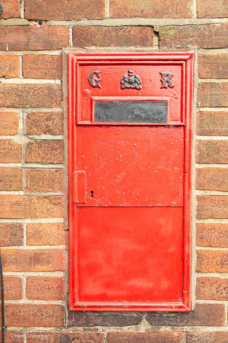 King George V wall  mounted letterbox