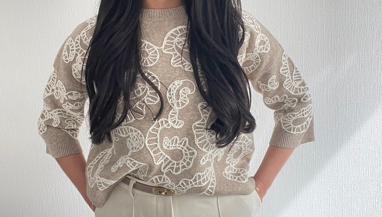 Embroidered knit Lina