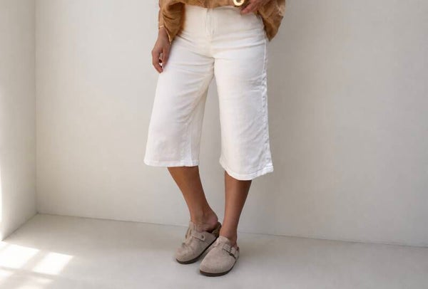 White denim bermuda