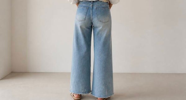 Wide legg denim