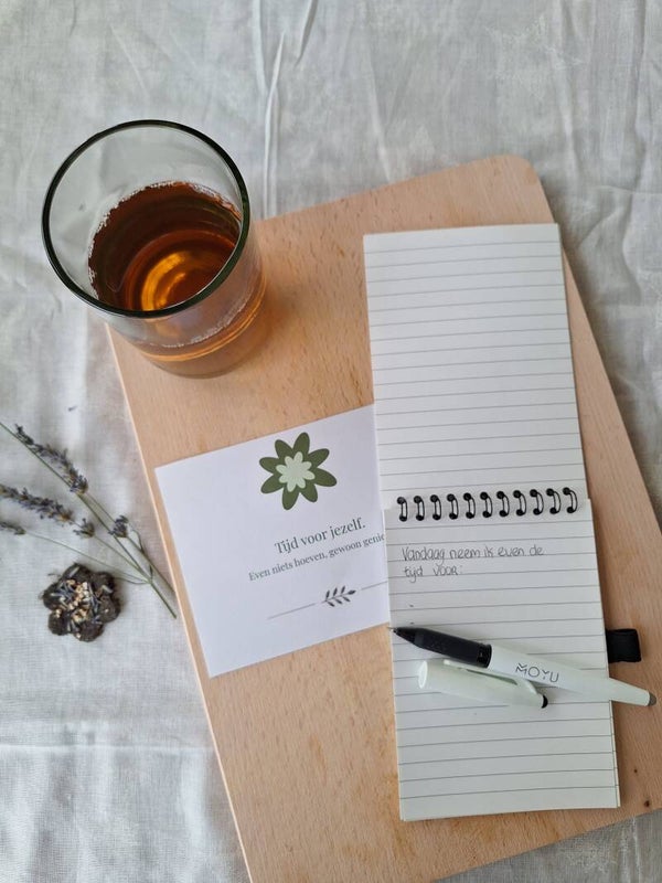 Tijd voor jezelf – duurzaam brievenbuscadeau met MOYU notebook