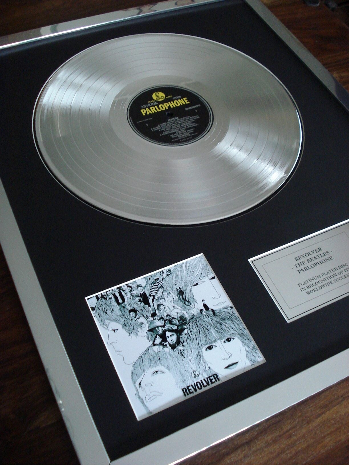 The Beatles - Revolver Platinum Disc Album