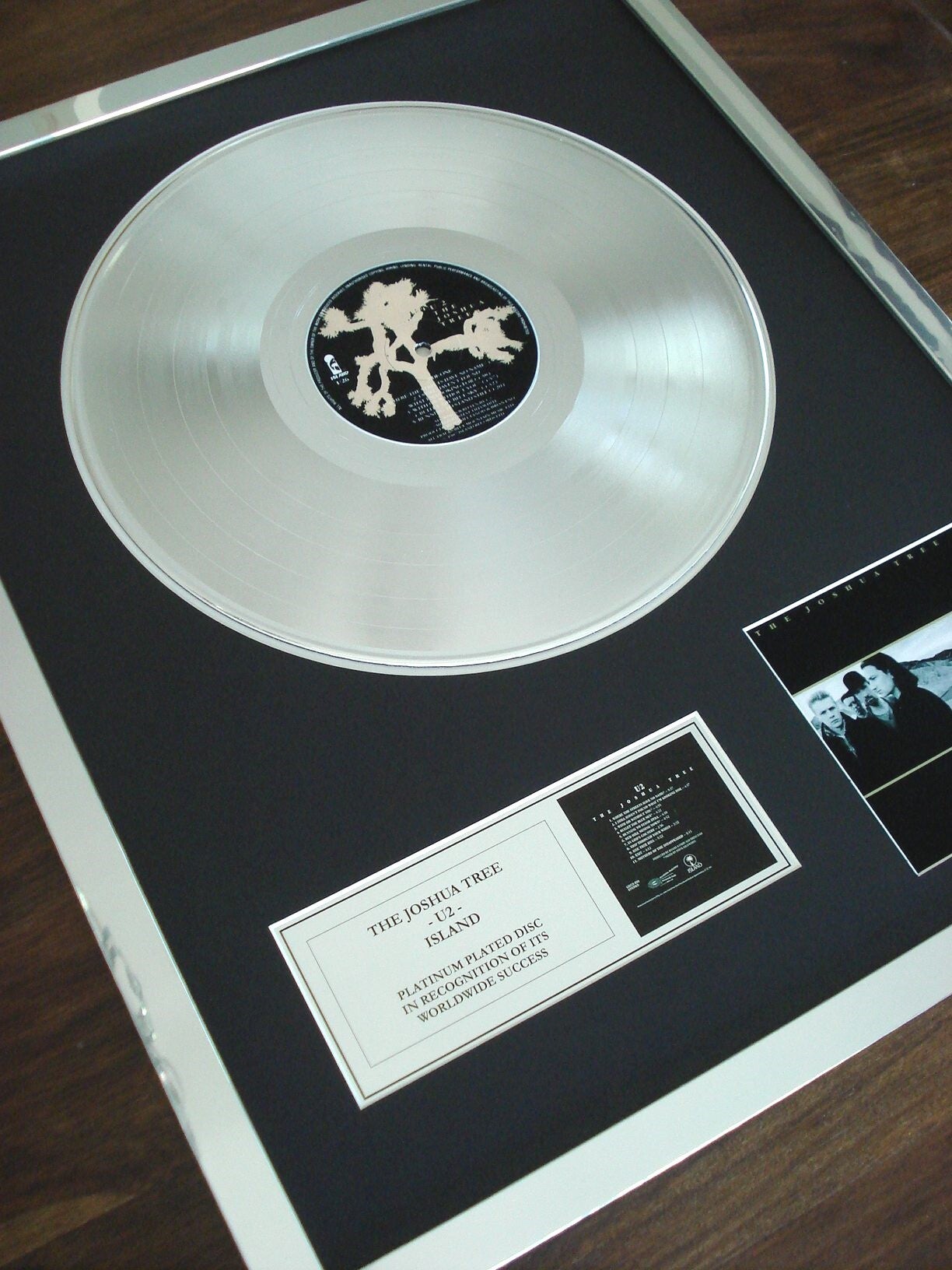 U2 - The Joshua Tree Platinum Disc Album