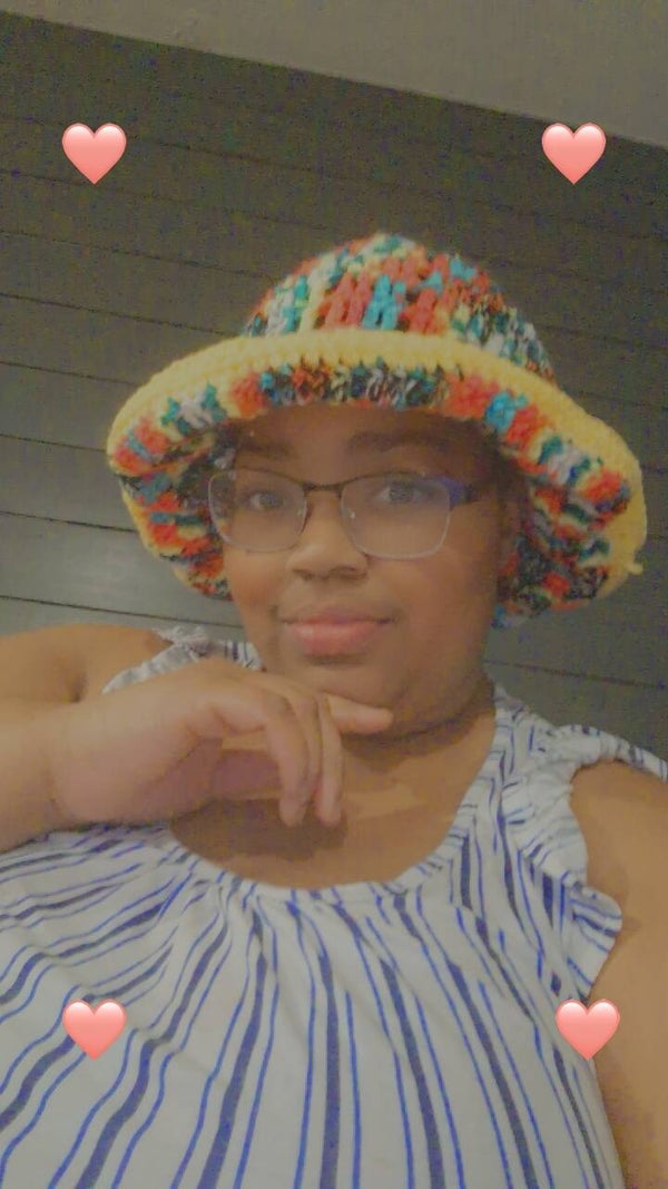 Neon lights wavy hat