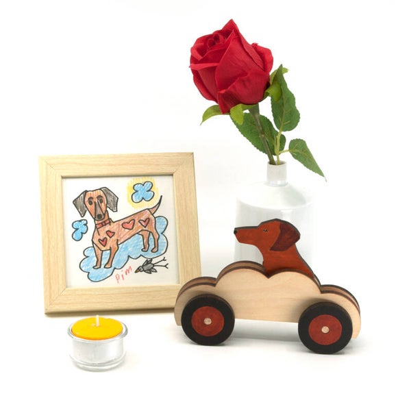 Herdenk Karretje Teckel