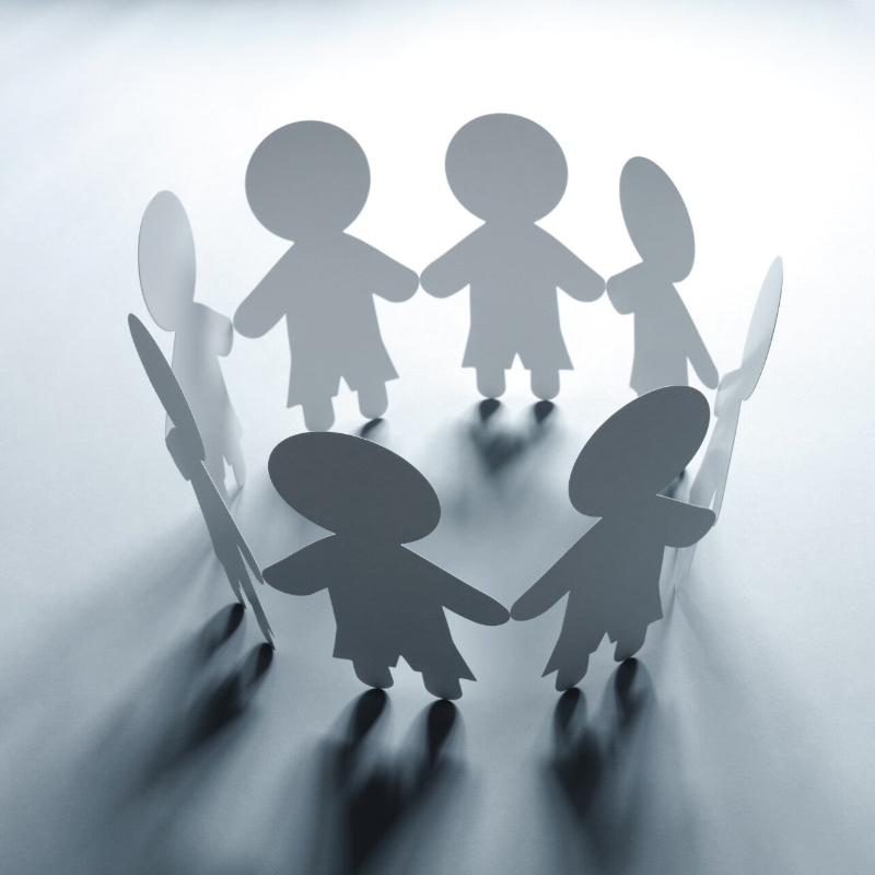 Unternehmer pflegen Kontakte im Netzwerk