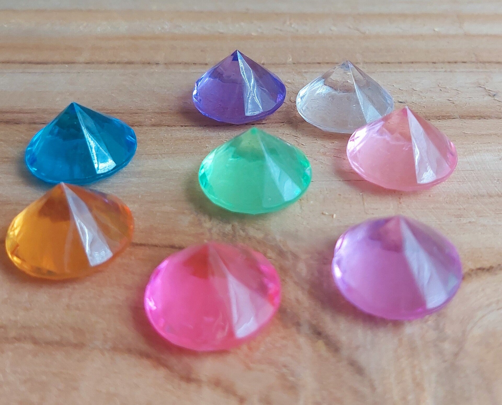 Gekleurde diamanten 8 stuks