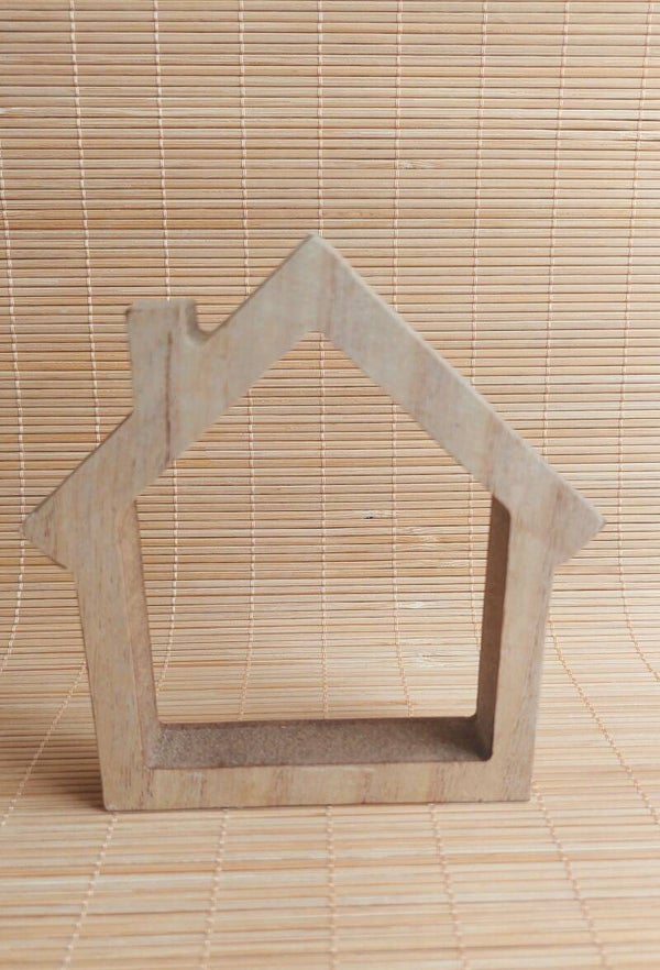 Houten huis open
