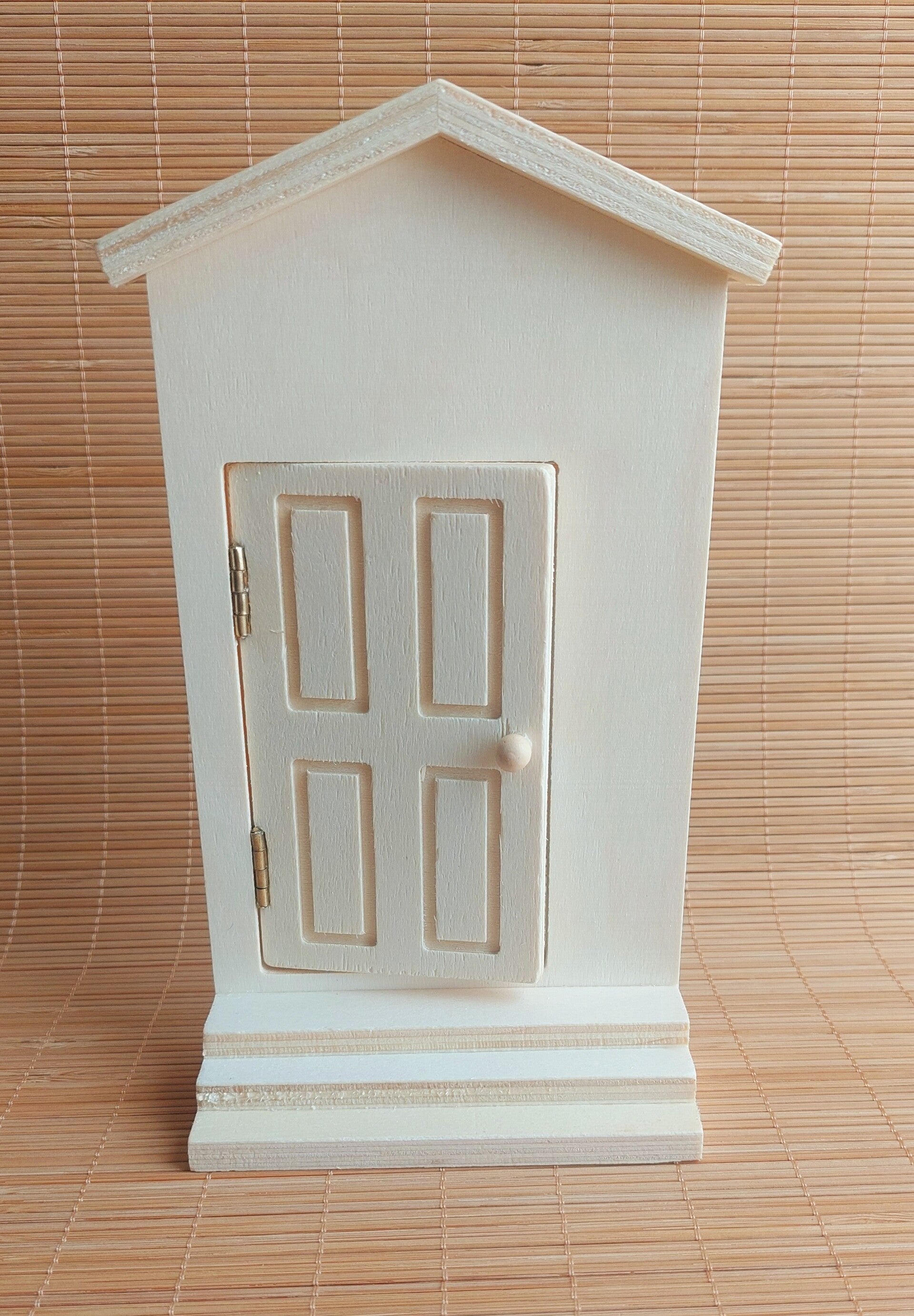 Houten deur met trapje