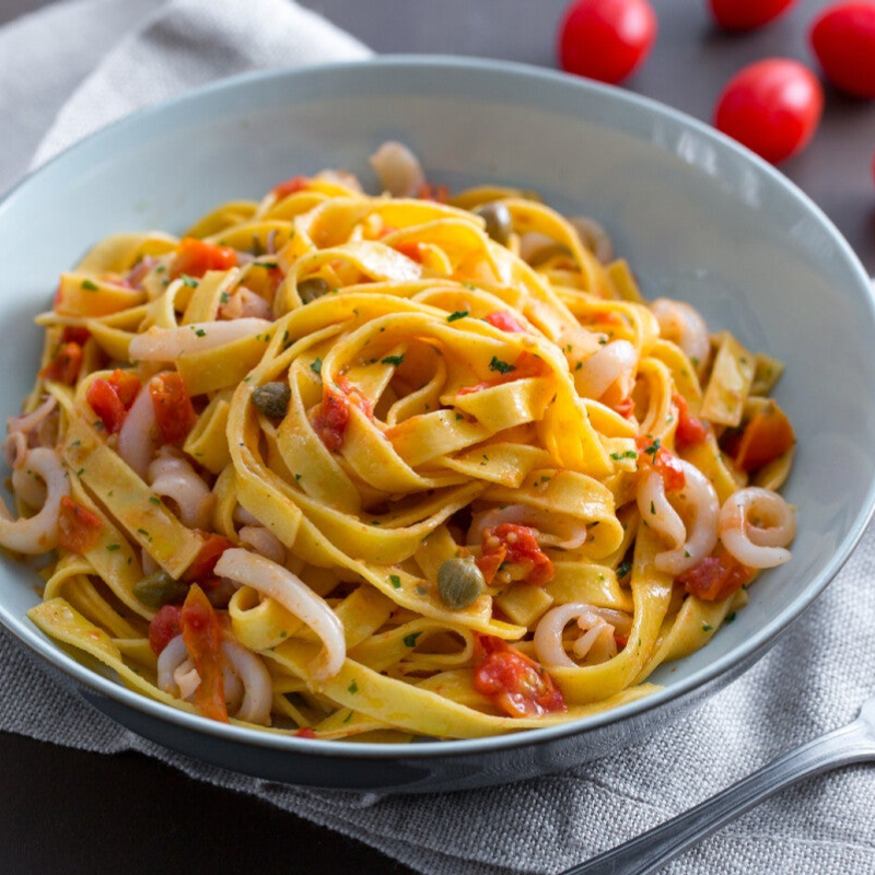 Tagliatelle nero di Sepia con Calamari