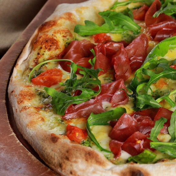 Pizza Bresaola