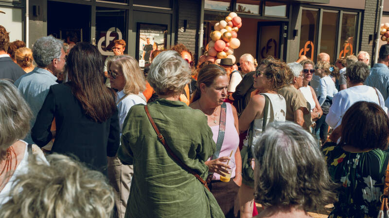 naamloos-87-van-111-standard.jpg