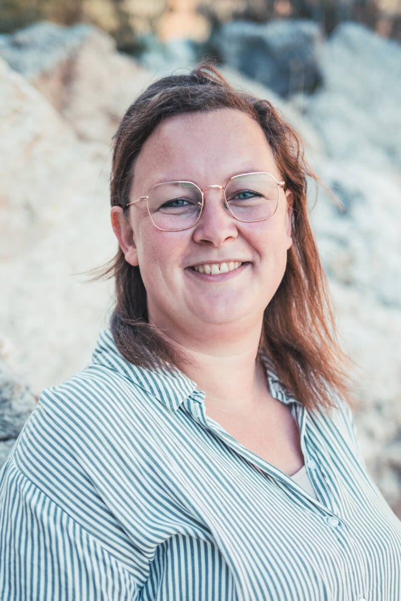 Tirza Tuithof fotografie, Fotograaf Woerden, Utrecht, gezinsfotografie, zwangerschapsfotografie, newbornfotografie, bedrijfsfotografie, portretfotograaf, montfoort, oudewater, leidsche rijn, de meern, baby fotoshoot, gezin, familie, foto's, ontspannen