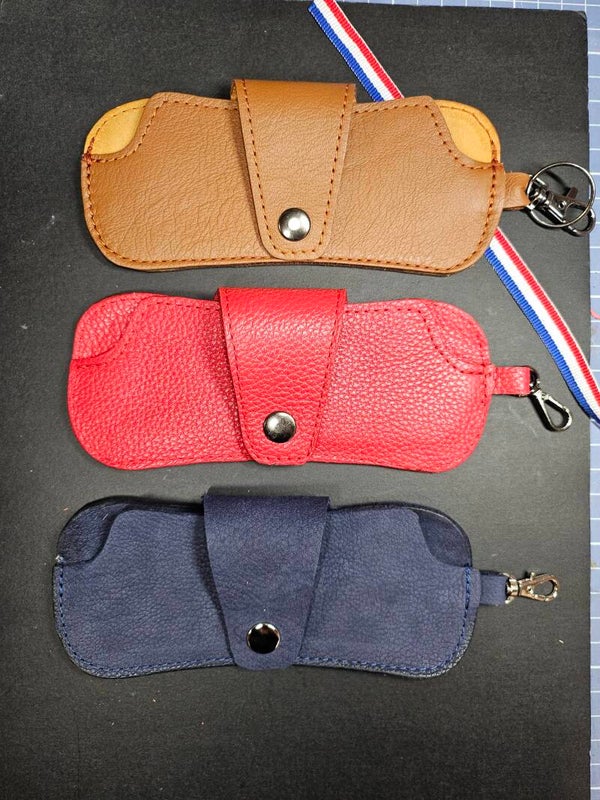 Boîtes et étuis à lunettes