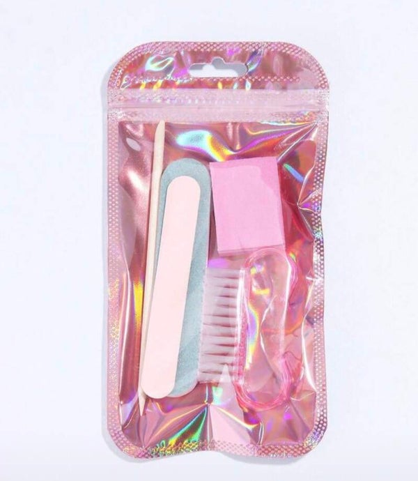 Nail care kit