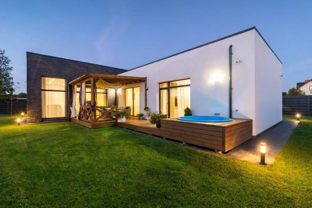 Aménagement extérieur (terrase, margelle)