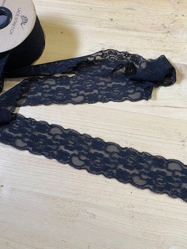 Elastische Spitze / schwarz 0,50 cm