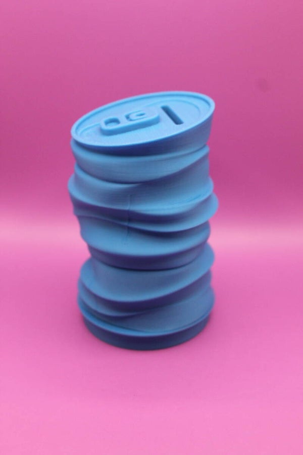 Spardose zerdrückte Trinkdose